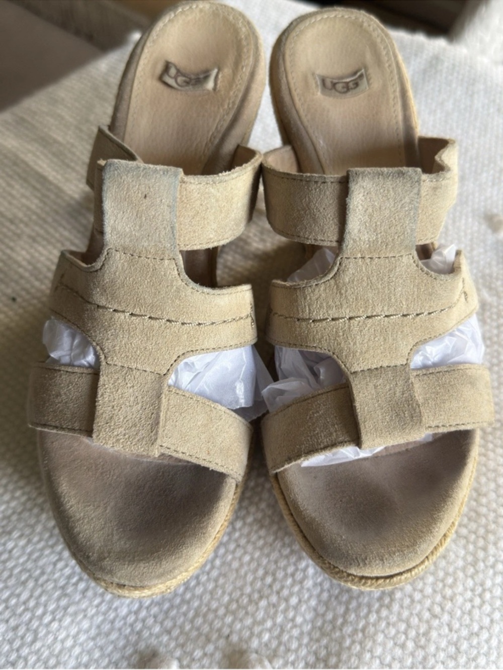 UGG Women's Sandrine Suede Slide Mules in Sand size 7.5